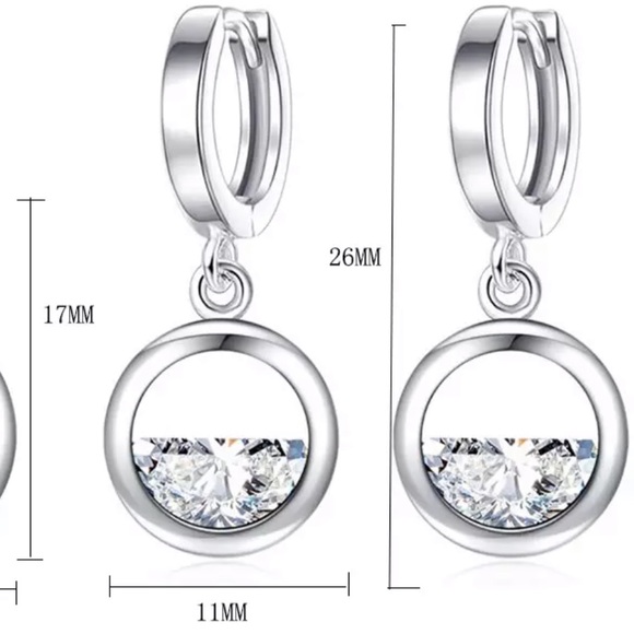 🌟 Silver 925 Crystal Huggie Hoop Earrings - Picture 4 of 5